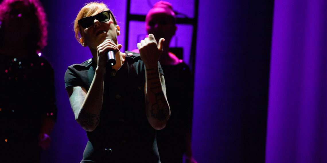 Sés, durante el concierto que ofreció en el Auditorio Mar de Vigo // FABIO ALONSO