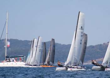 Un instante de la segunda jornada del Campeonato de España de catamaranes // LUIS FRÁGUAS