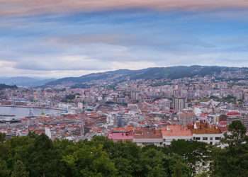 Vista general de Vigo // iStock/Lunamarina