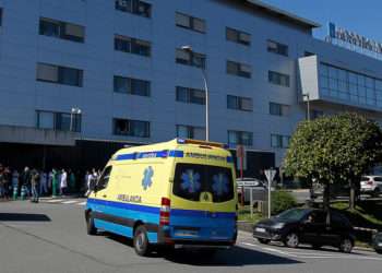 Hospital de A Coruña // iStock - Imaxe Press