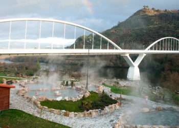 Imagen de la Burga de Canedo - Outariz // TURISMO DE OURENSE