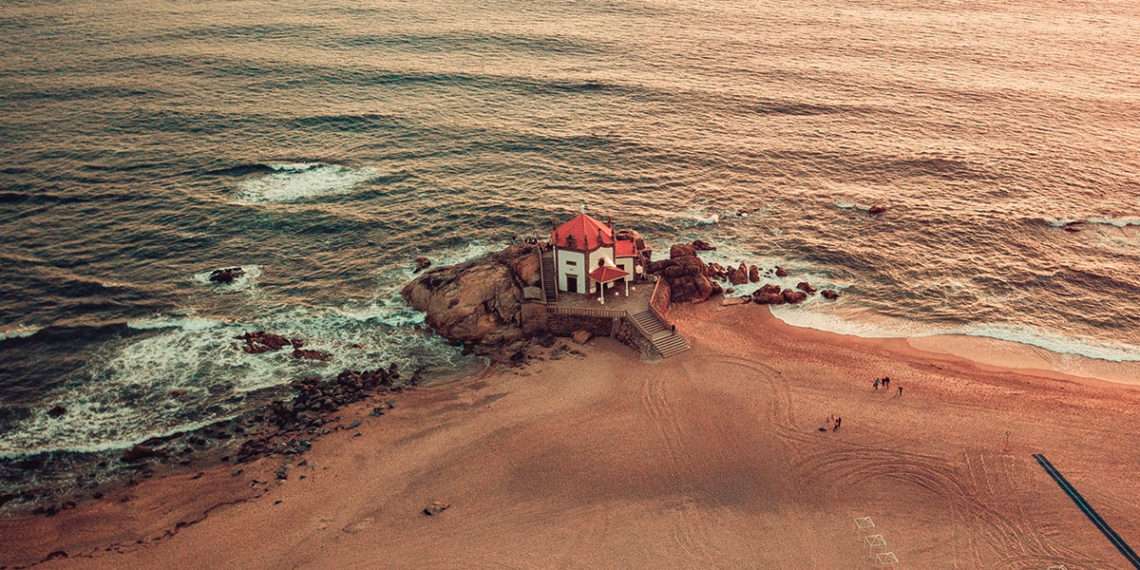 Casa do Senhor da Pedra // CM Vila Nova de Gaia