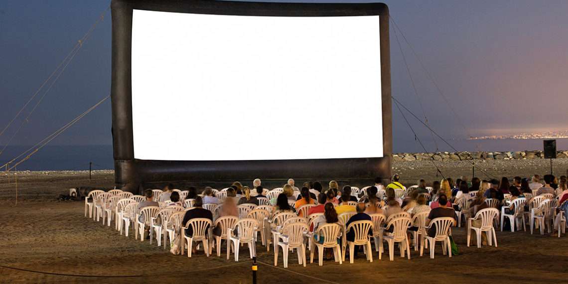 Cine gratuito a pie de playa en Nigrán: así será la película que podrás ver en Patos