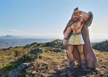 Breogán en la Senda Mitológica del Monte Viso // Compostela Verde