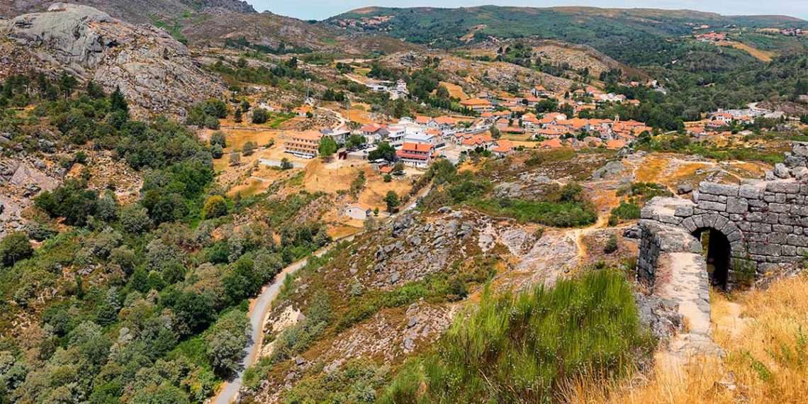Cinco pueblos de Peneda-Gerês para perderse por la naturaleza del norte de Portugal