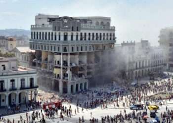 Estado del hotel donde se produjo la explosión // @DiazCanelB