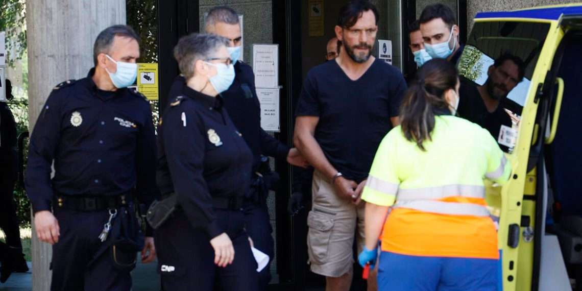 El exboxeador Roberto Domínguez una de las veces que fue detenido.// EUROPA PRESS