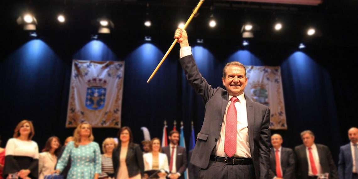 Toma de posesión de Caballero como alcalde en 2019