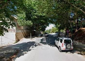 A la izquierda, acceso a la calle donde se produjo el accidente // GOOGLE