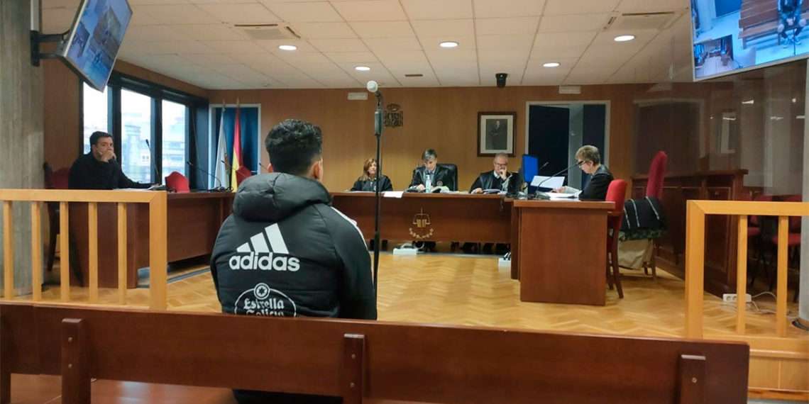 Suspendida la condena de dos años de prisión a un acusado reincidente de tráfico de drogas en Vigo