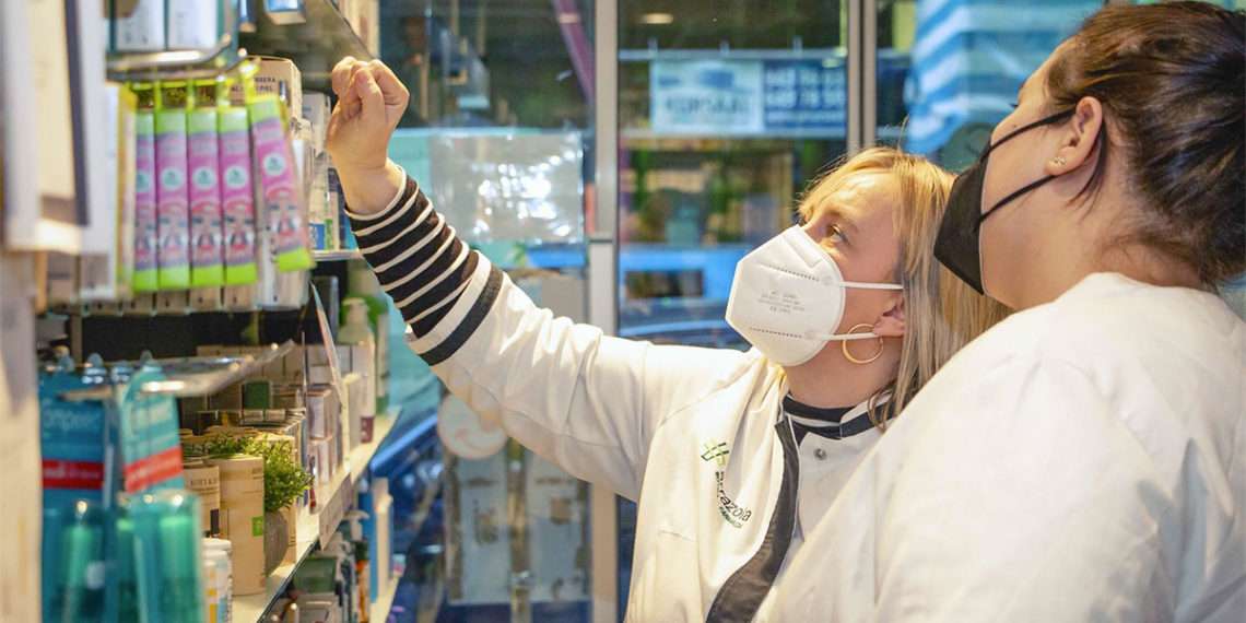Una farmacia  - COFG - Archivo
