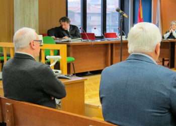 Acusados en el juicio por el 'enchufe' de una cuñada de Carmela Silva en una contrata municipal de Vigo // EUROPA PRESS