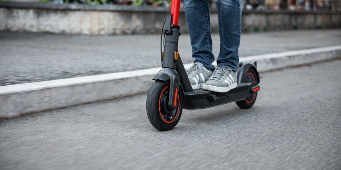 Imagen de archivo de un patinete eléctrico. Foto: Shutterstrock