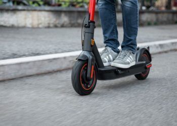 Imagen de archivo de un patinete eléctrico. Foto: Shutterstrock