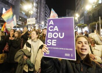 Manifestación por el 25N de la plataforma Reposta Feminista en Vigo - Javier Vázquez - Europa Press