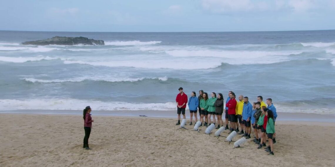 Foto: María Lamela y los 18 participantes de Salvaxe (TVG)