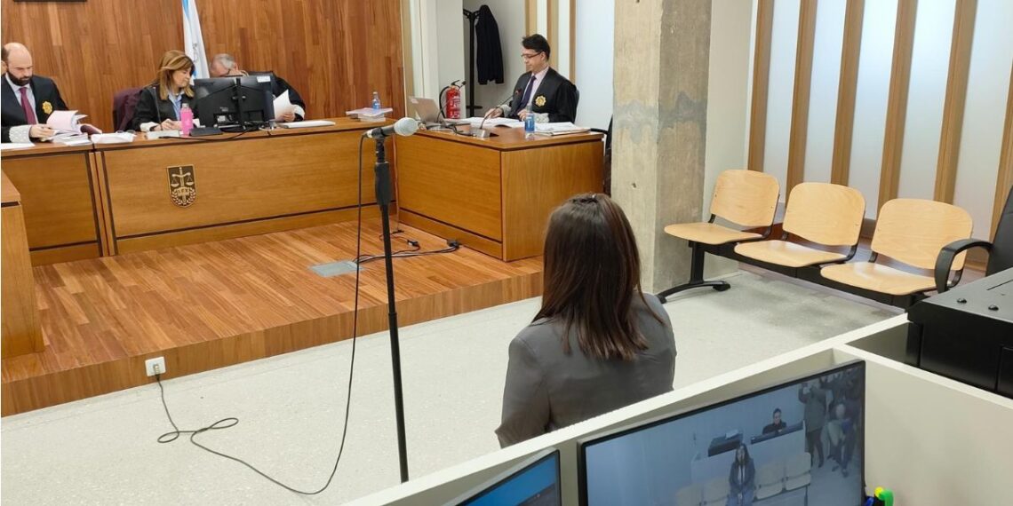 Juicio contra una joven acusada de un delito de lesiones graves, por golpear a su pareja con un cargador en la cara, haciendo que perdiera el ojo izquierdo. - EUROPA PRESS