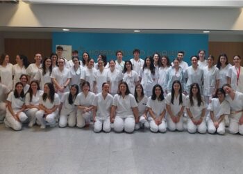 Fotos: Estudiantes de Enfermería que inician sus prácticas (Foto: Sergas).