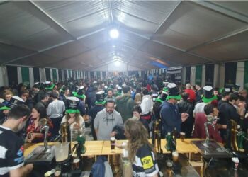 Una de las ediciones anteriores de San Patricio en Pontevedra (Foto: Mareantes Rugby Club).