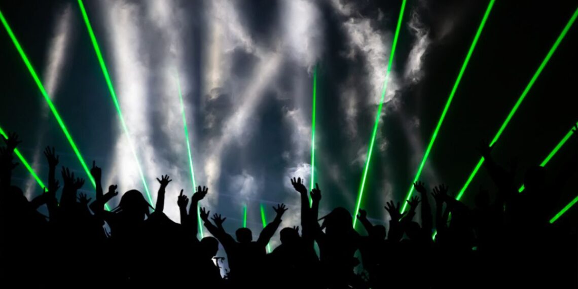 Concierto de djs (Foto: Freepik).