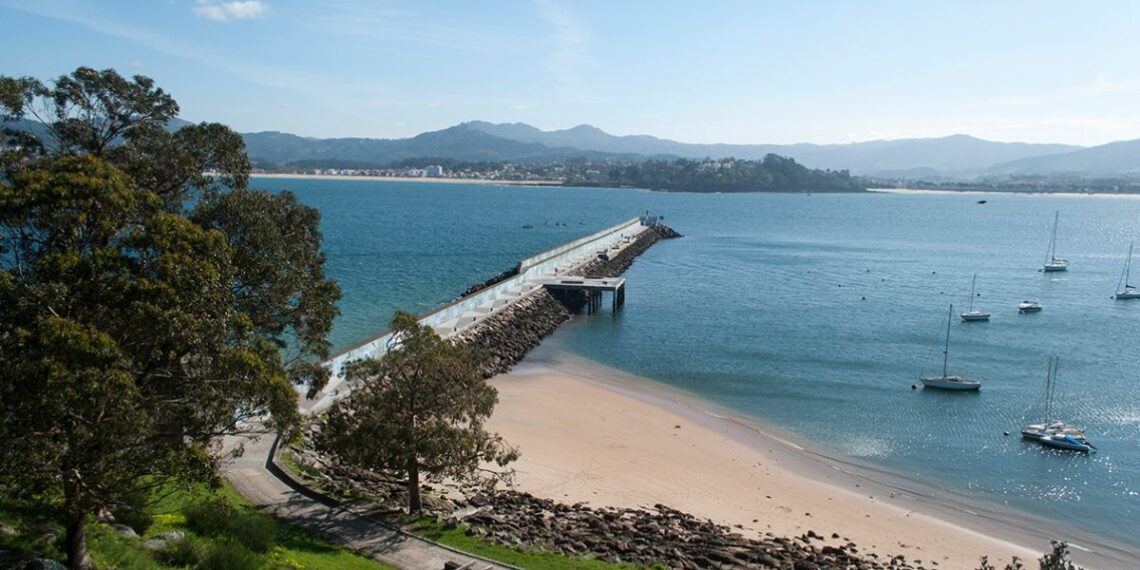 Espigón de A Doca (Foto: Concello de Baiona)