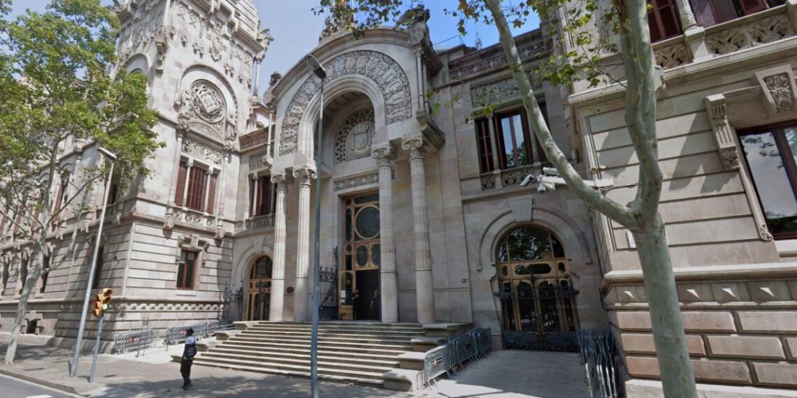 Piden 18 años de cárcel para la viguesa acusada de matar a un hombre echando metadona en su bebida