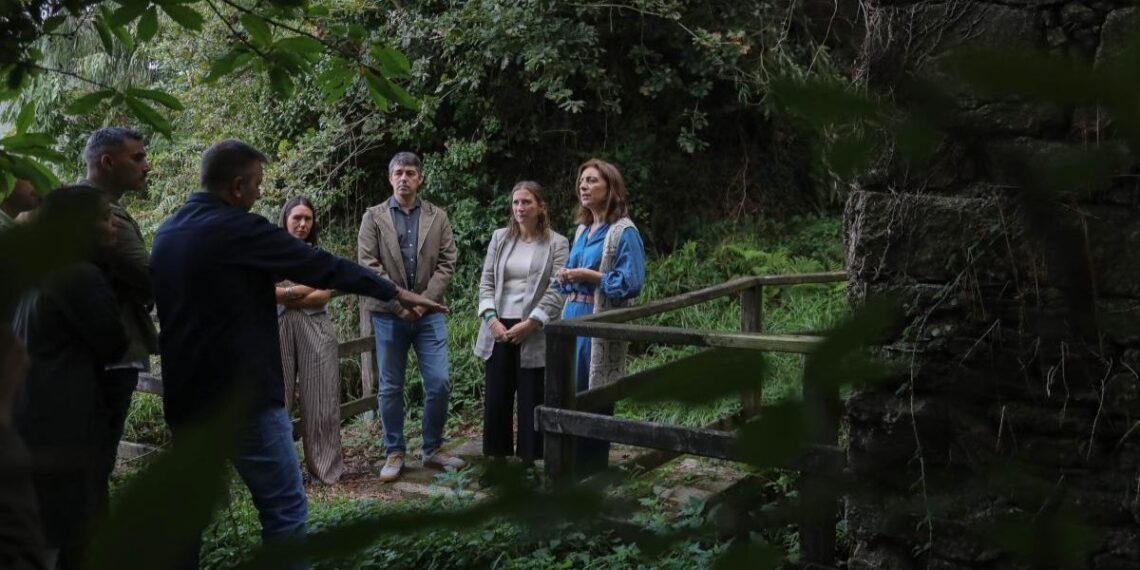 Galicia rehabilitará más de 6.000 metros de una senda tradicional e instalará nuevas pasarelas de madera