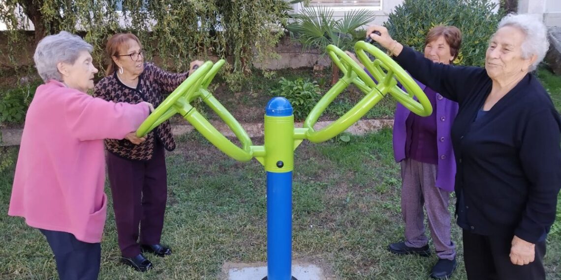 Nigrán estrena un nuevo parque biosaludable al aire libre