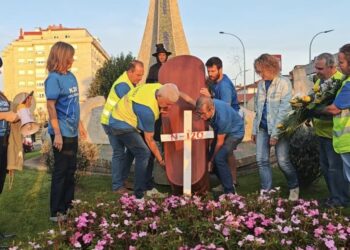 Vecinos de Ponteareas vuelven a cortar la N-120 para reclamar la urgente mejora de la seguridad vial