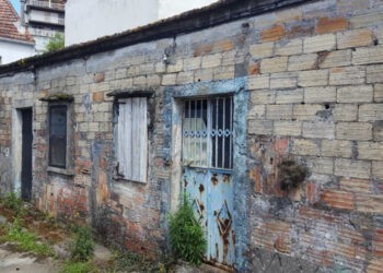 Vigo demolerá una vivienda en ruinas junto a Gran Vía y requerirá 15.000€ a sus dueños