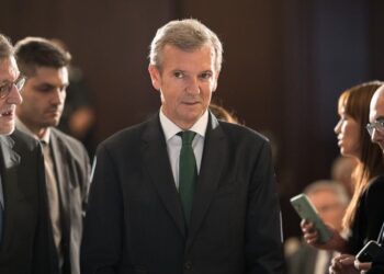 Rueda anuncia que la Xunta comprará bajos en Galicia para rehabilitarlos con alquiler social