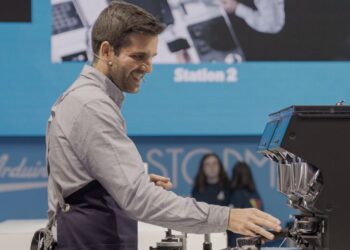 El barista más internacional de Vigo vuelve a representar a España en el 'Mundial del café'