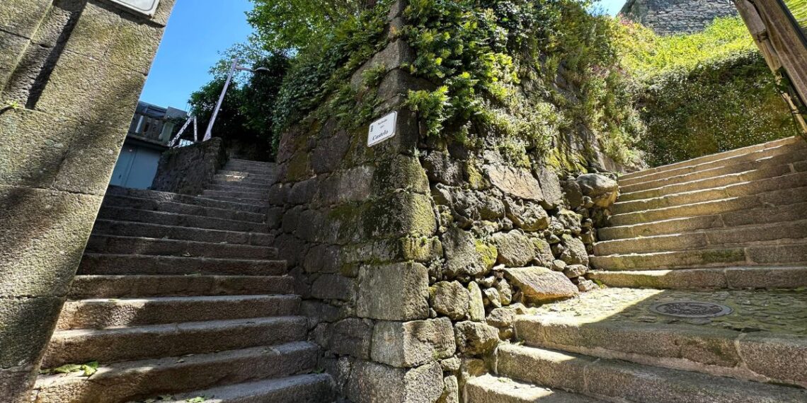 Una llamativa ruta gratis por la historia secreta de Vigo con uno de los escritores más conocidos de Galicia