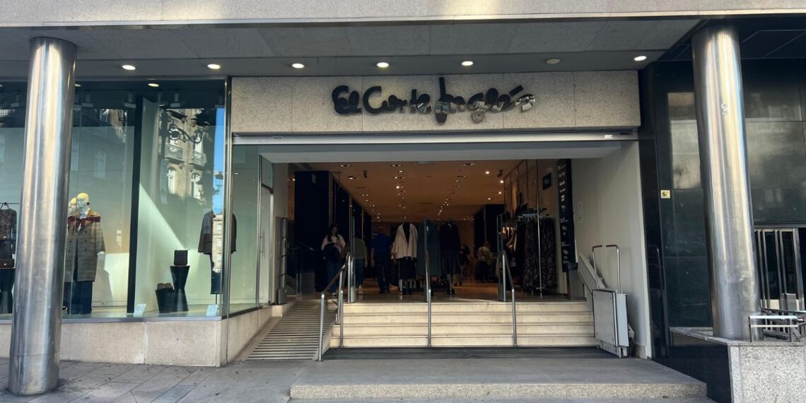 A la venta por 15 millones de euros El Corte Inglés de Urzáiz en Vigo