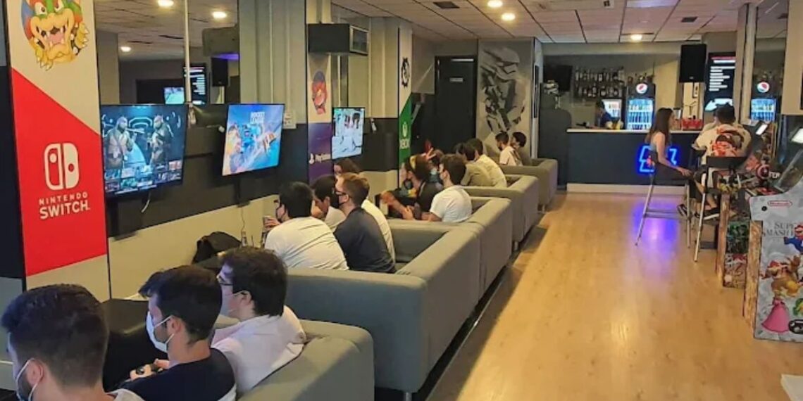 La comunidad gamer de Vigo celebra un aniversario muy especial con una fiesta de videojuegos