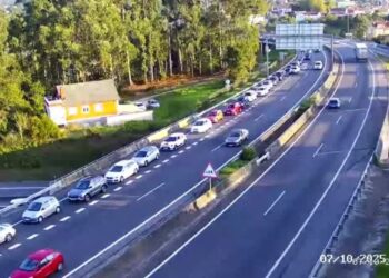 Importantes retenciones en la AP-9 a su paso por Vigo por la celebración de Conxemar