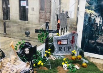 Laboratorio de bebidas, juegos y cocina terrorífica en el Samaín de Baiona