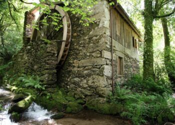 Oportunidad única para descubrir una de las joyas históricas de Covelo con una ruta gratis