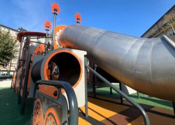 O Porriño se sube al 'tren de la diversión' con un nuevo reclamo de juego para todo el área de Vigo