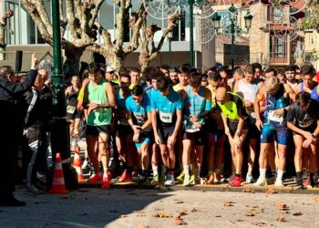 Más de 1.400 personas llenan Bouzas de solidaridad en la Carrera por la Esclerosis Múltiple de Vigo
