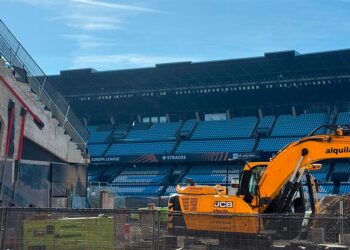 Balaídos luce como estadio de Europa y Caballero teme "louzanadas" para que Vigo no sea sede del Mundial