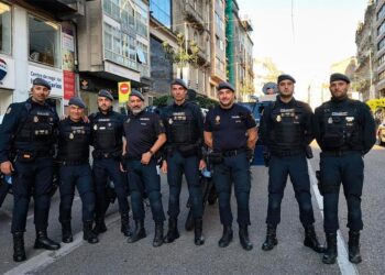 Salvan la vida en Vigo a un hombre que sufrió un paro cardíaco en el entorno del Día de la Policía Nacional