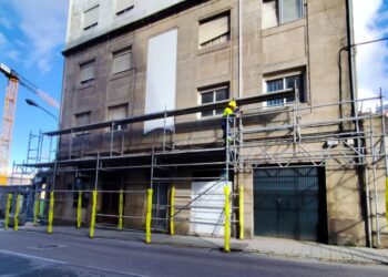 Arranca la demolición del histórico restaurante que fue la 'Capilla Sixtina' de Vigo, avanza el Barrio do Cura