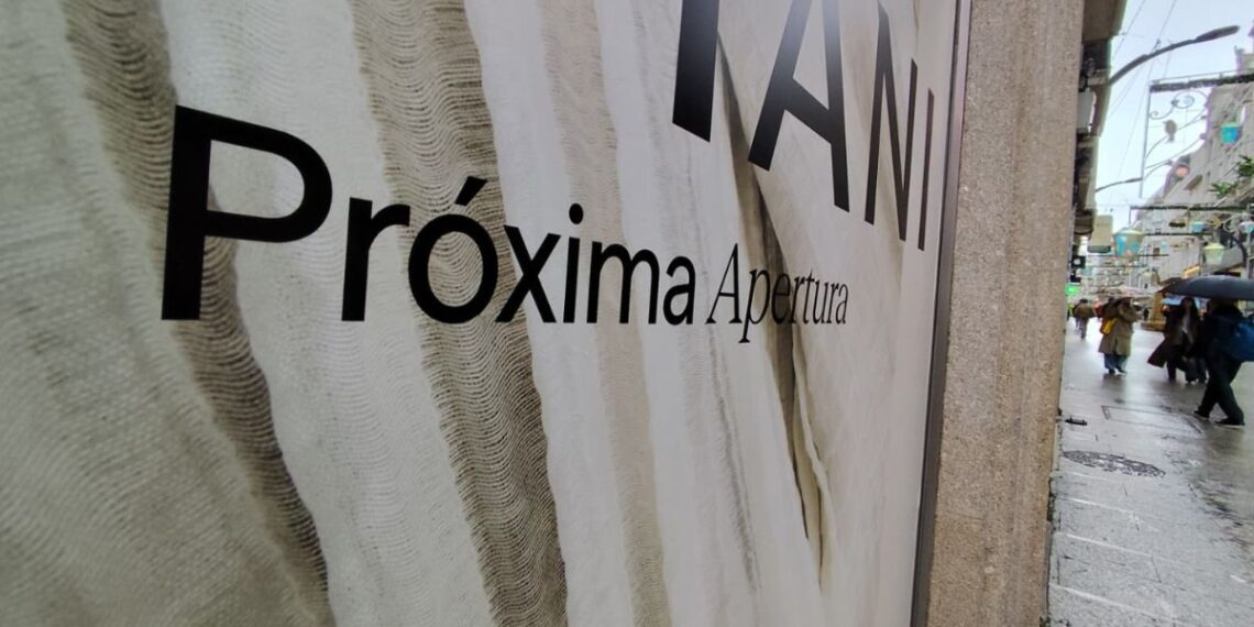 La marca de una influencer de moda aterriza en pleno centro de Vigo con una tienda inédita