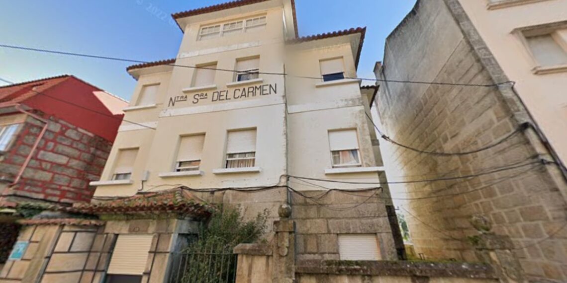 A la venta la pensión de Vigo que servía de refugio para 21 personas sin hogar
