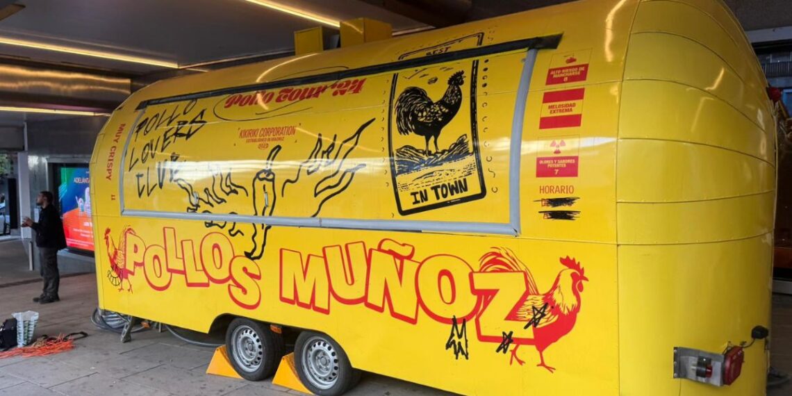 El famoso chef Dabiz Muñoz se propone revolucionar la Navidad de Vigo, llega su 'food truck' viral