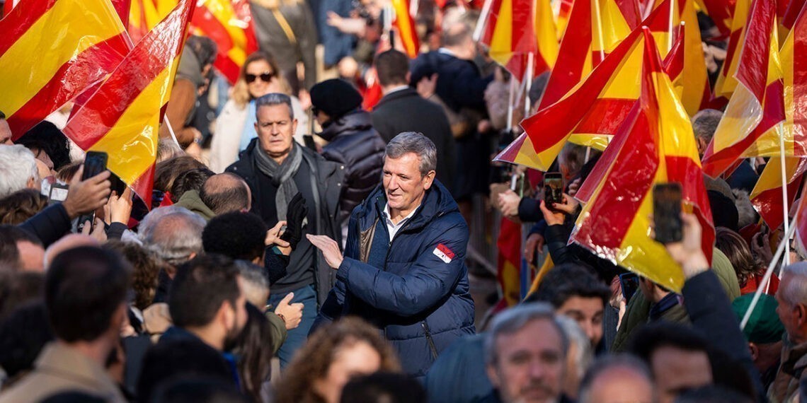 Rueda se suma en Madrid a la manifestación del PP para pedir elecciones generales