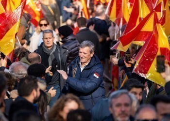 Rueda se suma en Madrid a la manifestación del PP para pedir elecciones generales