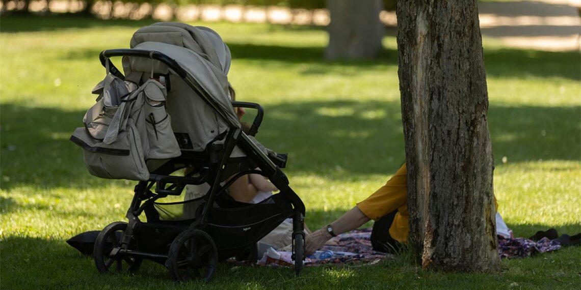 El Gobierno defiende una prestación universal de 200 euros por hijo