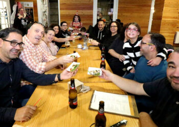 Éxito de público en el arranque de D'Gusta Porriño, la ruta de tapeo más emblemática del área